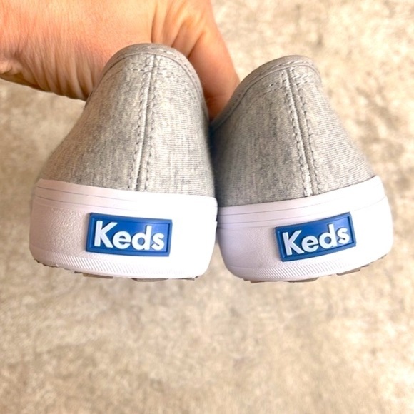 Brand New Keds New York Yankees Custom Bling Beaded Gray Slip On Sneakers MLB - Picture 9 of 14